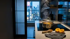 捨てないで得する、オレンジの皮を砂糖水で煮出す：香りづけと拭き掃除の活用法