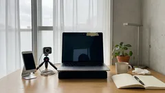 オンライン会議で「自分の顔」ばかり気になるのはなぜ？Zoomディスモルフィアとセルフビュー疲れの背景